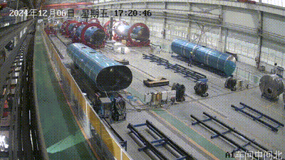 Suspended-load safety violation evidence clip